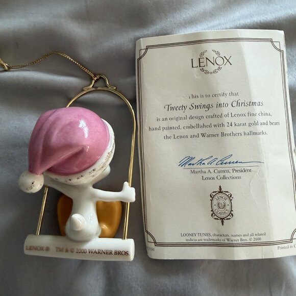 Lenox Tweety Swings Into Christmas Ornament - Picture 4 of 5